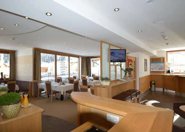 Garni Panorama ايشجل