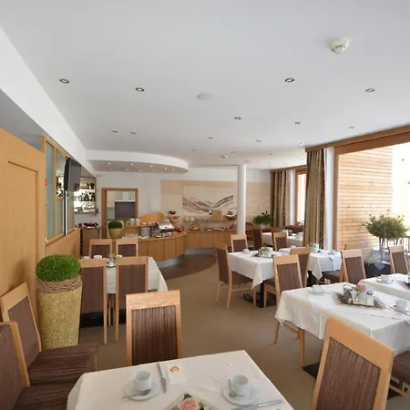 Hotel Garni Panorama Ischgl
