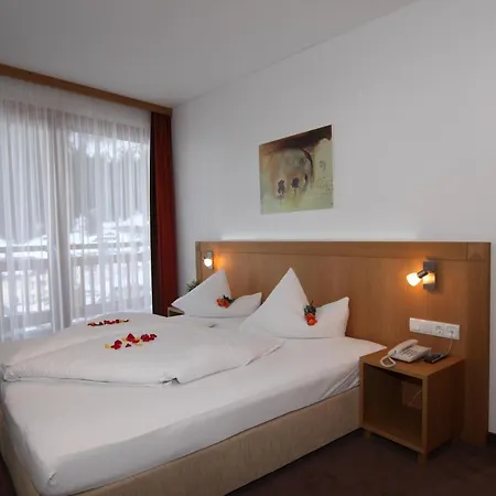 Hotel Garni Panorama 3*